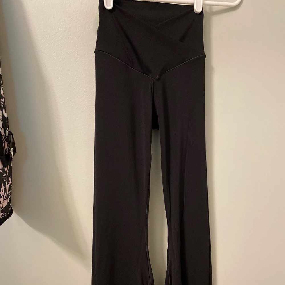 Offline by Aerie CROSSOVER Flare leggings
